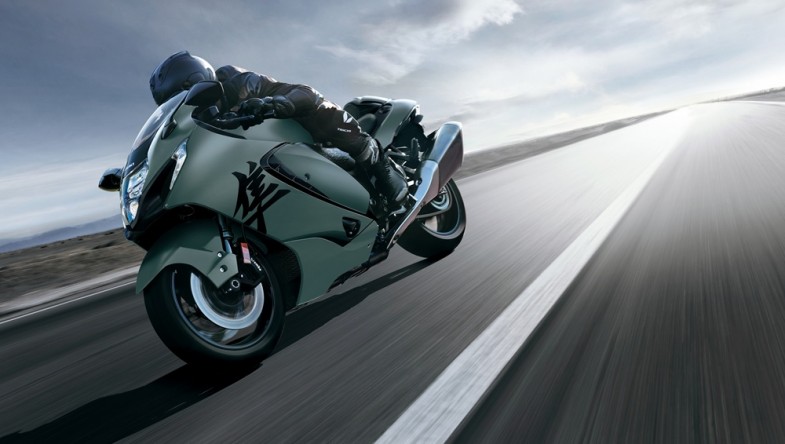 SUZUKI MOTORCYCLES СЕ ДВИЖИ В СКОРОСТНАТА ЛЕНТА - родните продажби със силен старт през първото тримесечие