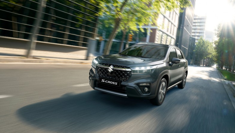 НАЛИЧНИ S-CROSS НА СПЕЦИАЛНИ ЦЕНИ ОТ 46 990.00 лв. / 24 025.60 €